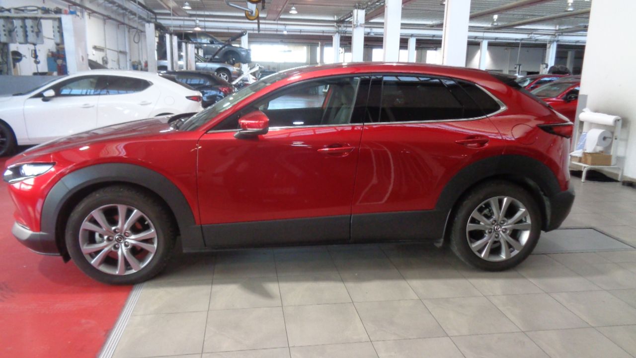 Foto Mazda CX-30 8