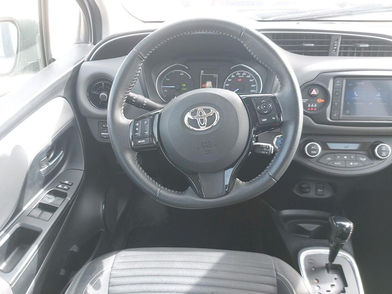 Foto Toyota Yaris 4