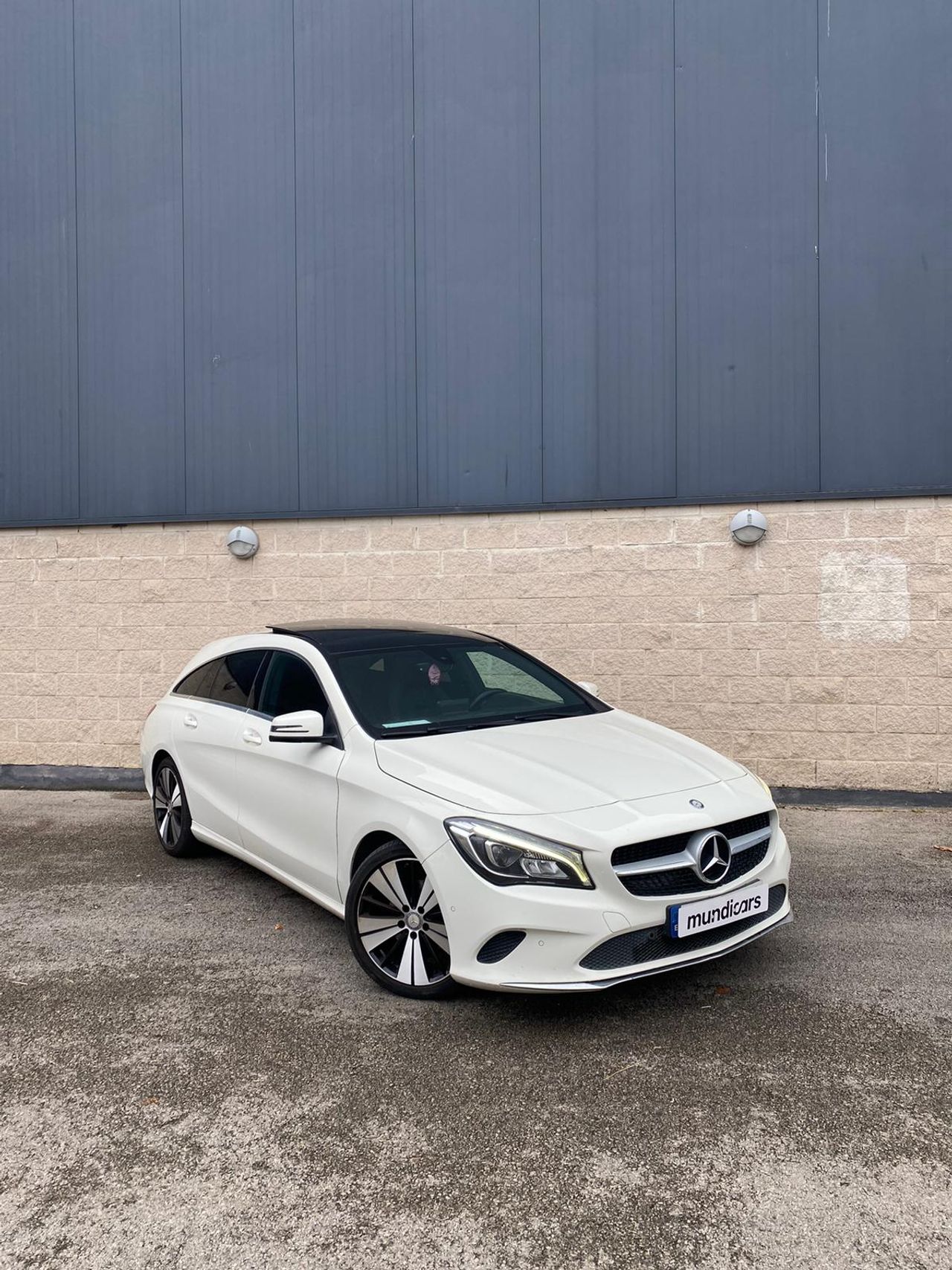 Foto Mercedes-Benz Clase CLA 2