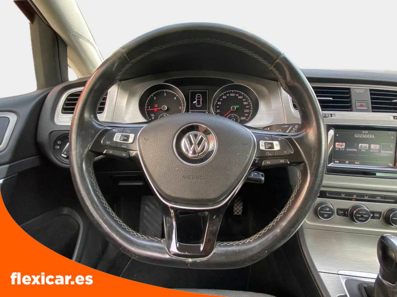 Foto Volkswagen Golf 12