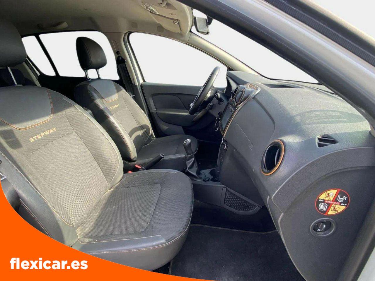 Foto Dacia Sandero 14