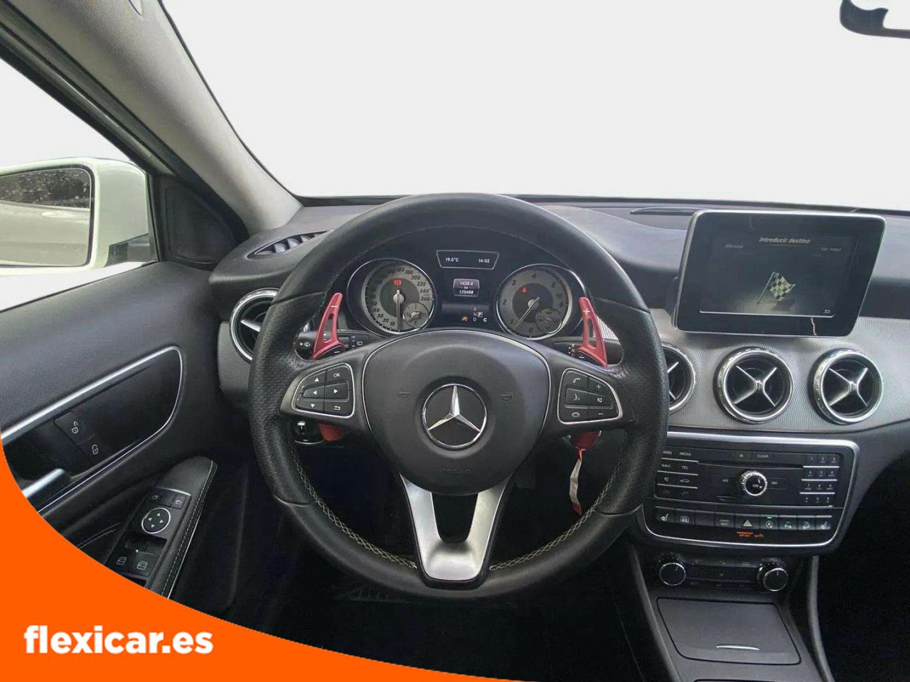 Foto Mercedes-Benz Clase GLA 13