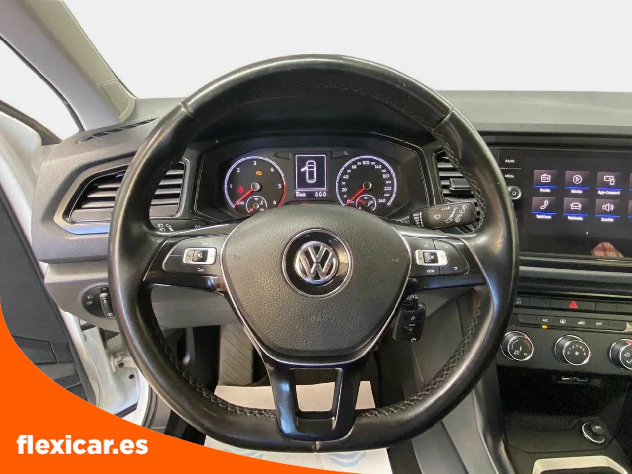 Foto Volkswagen T-Roc 12