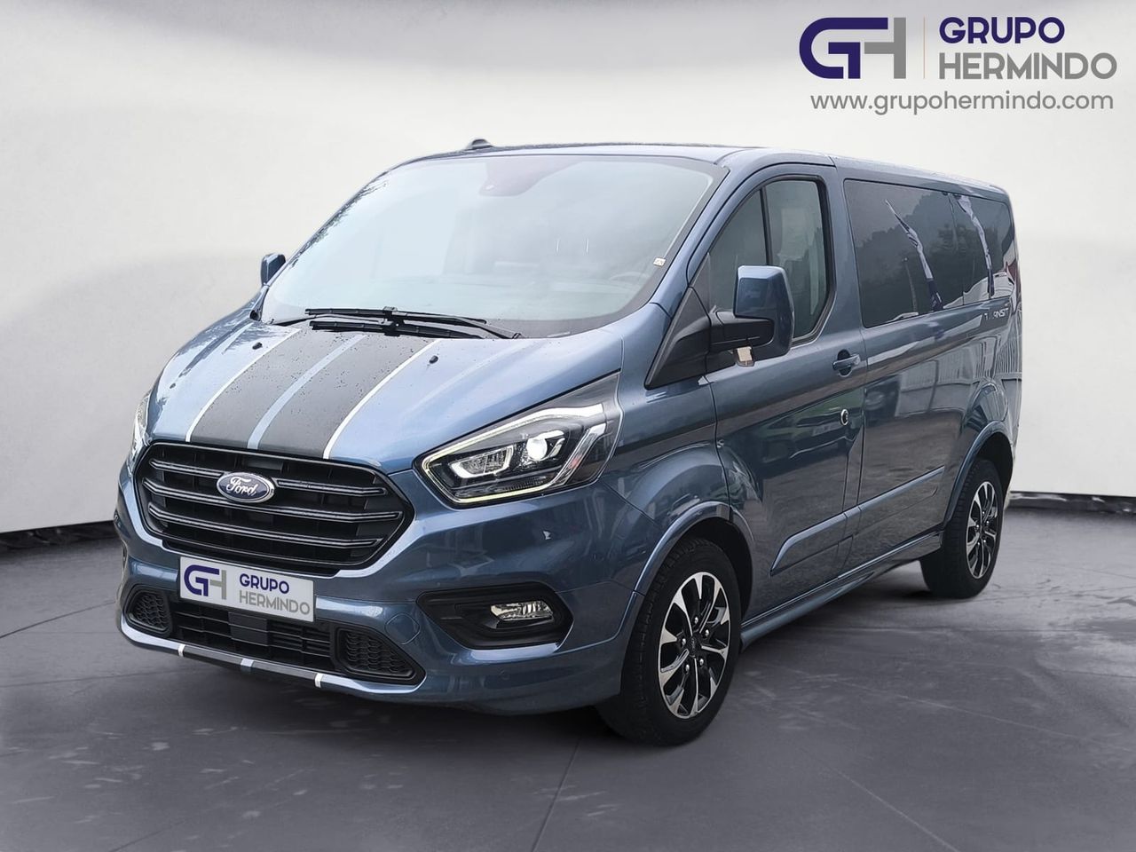 Foto Ford Tourneo Custom 2