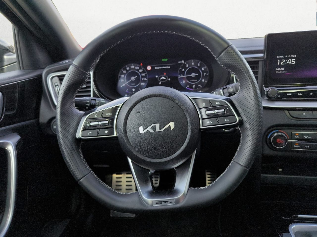 Foto Kia XCeed 17