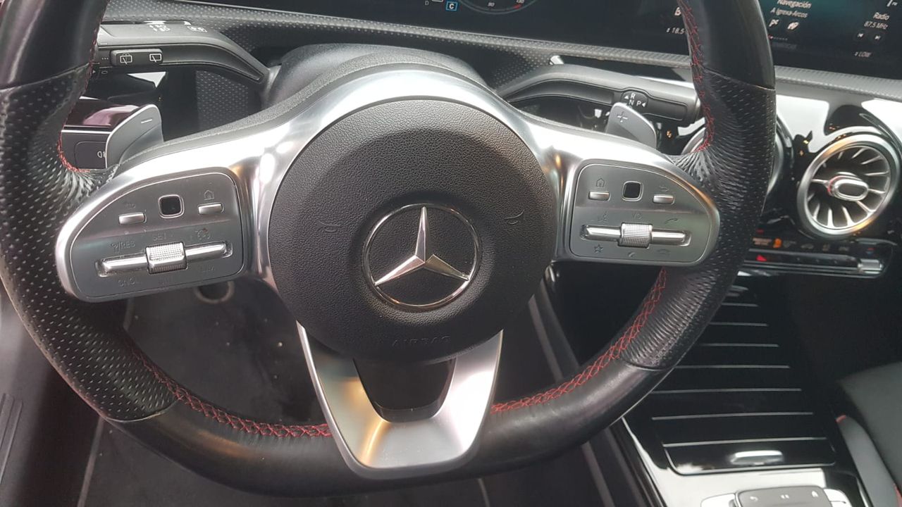 Foto Mercedes-Benz Clase CLA 19