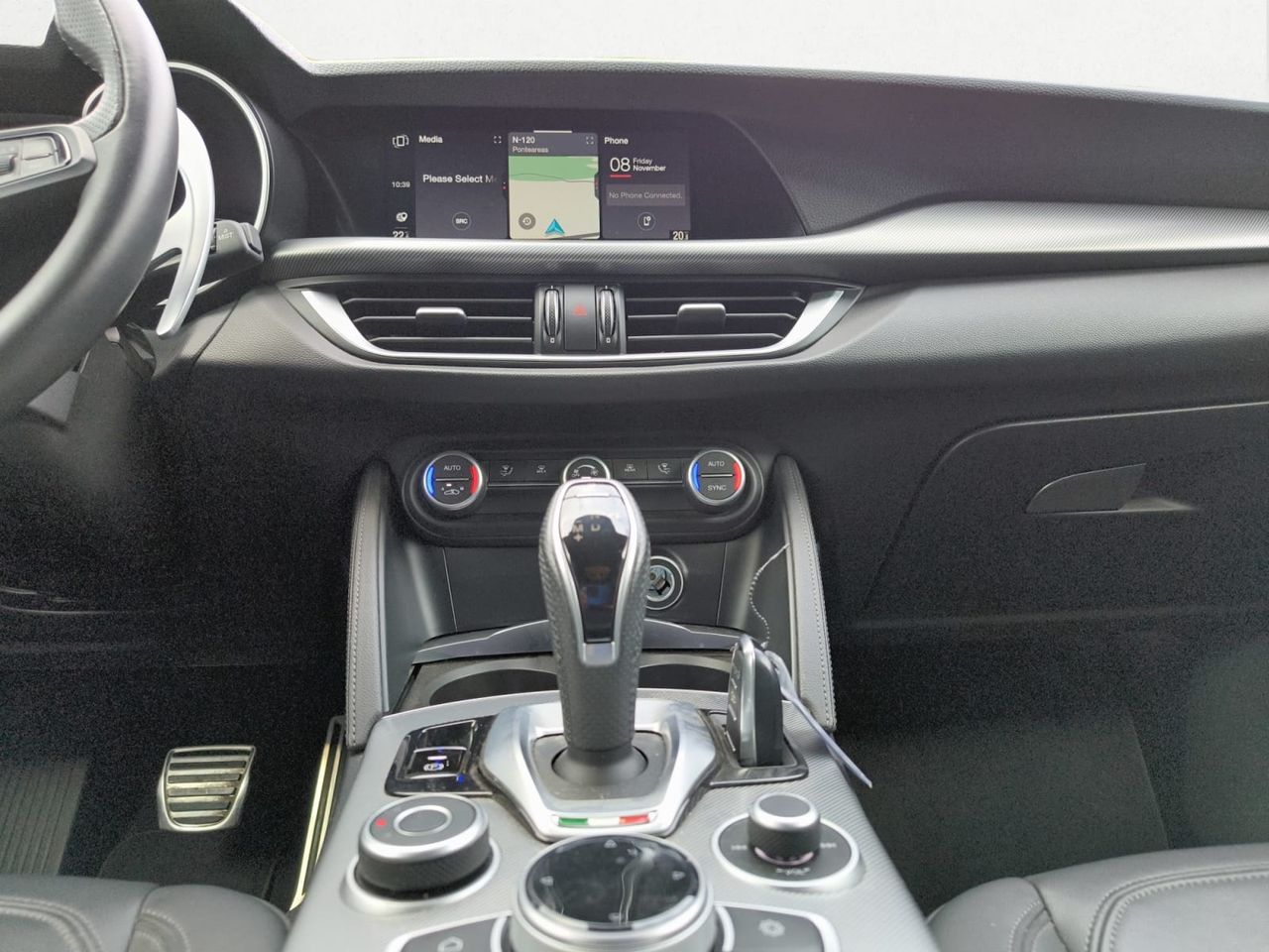 Foto Alfa Romeo Stelvio 22