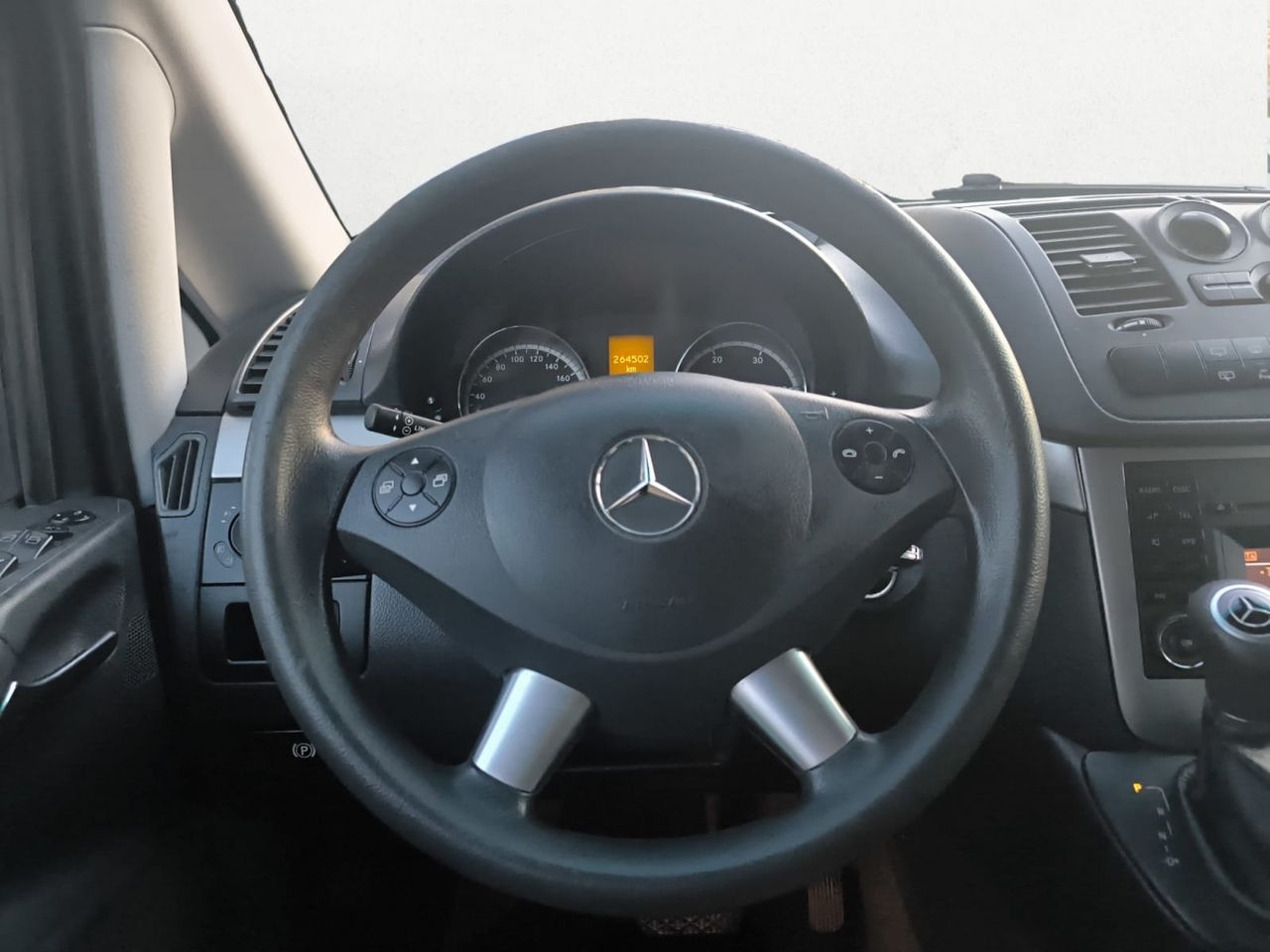 Foto Mercedes-Benz Viano 16