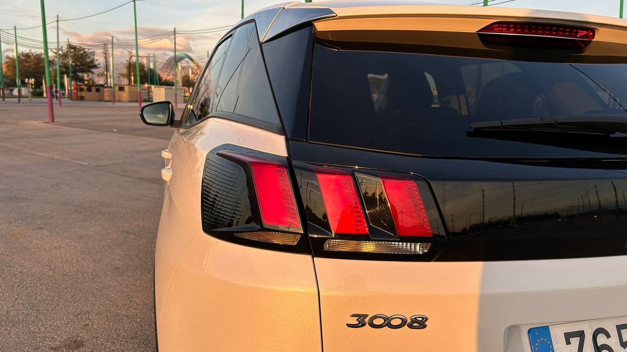 Foto Peugeot 3008 10