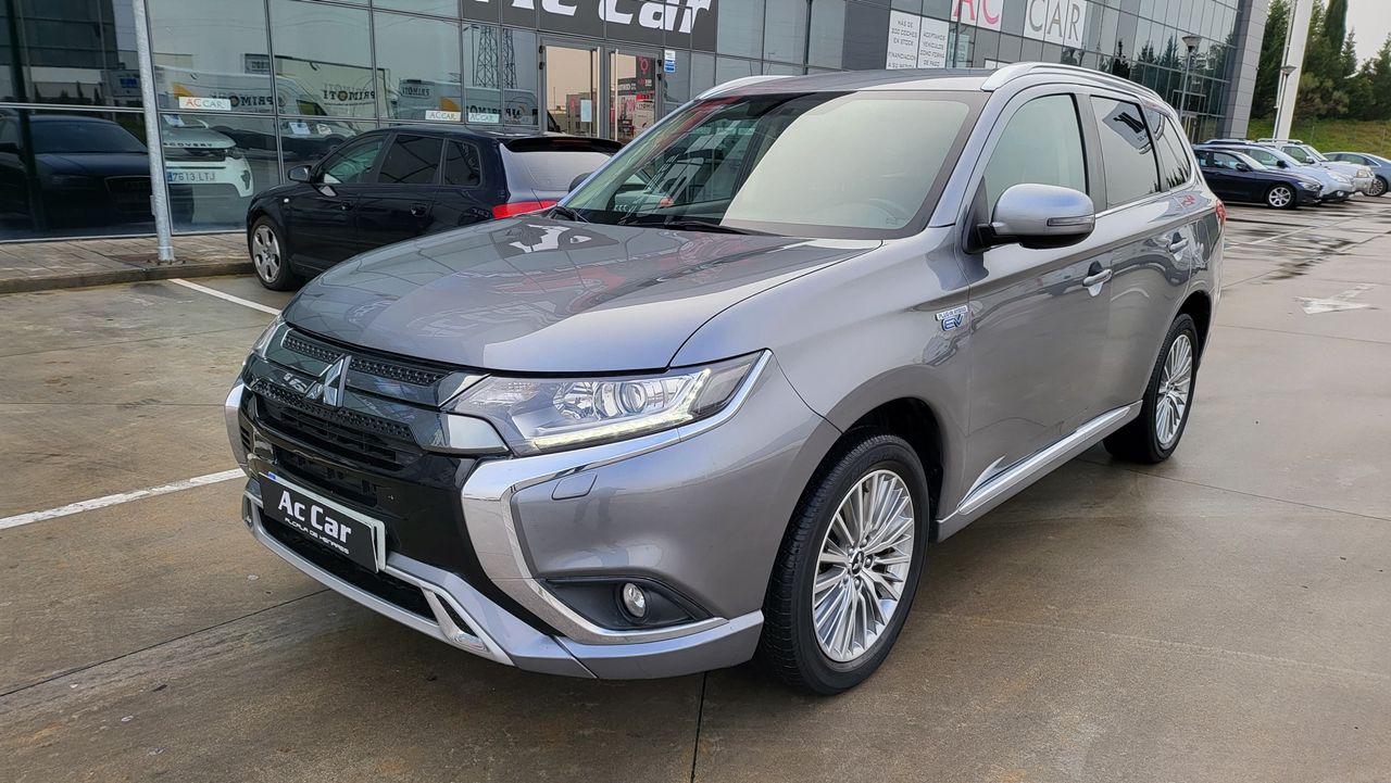 Foto Mitsubishi Outlander 4