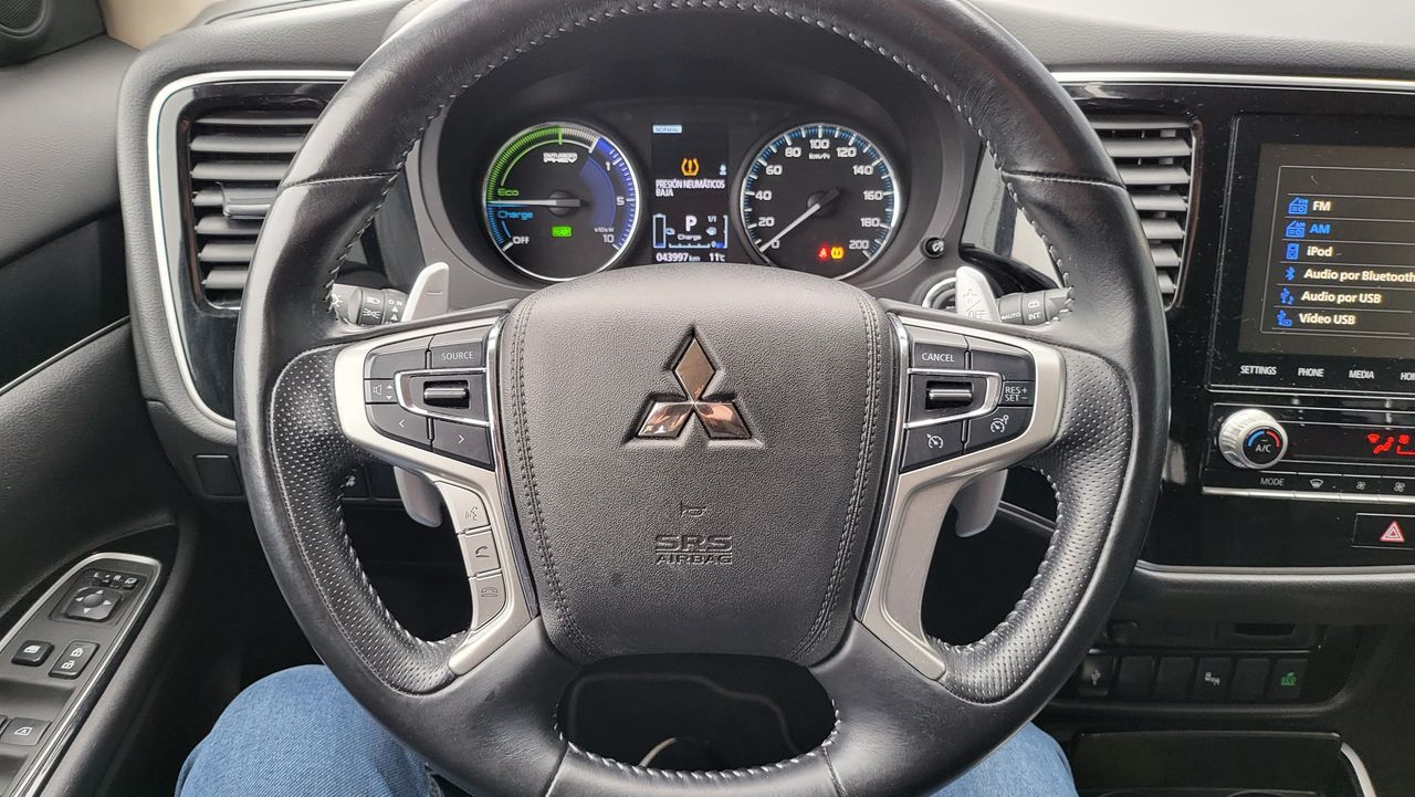 Foto Mitsubishi Outlander 23