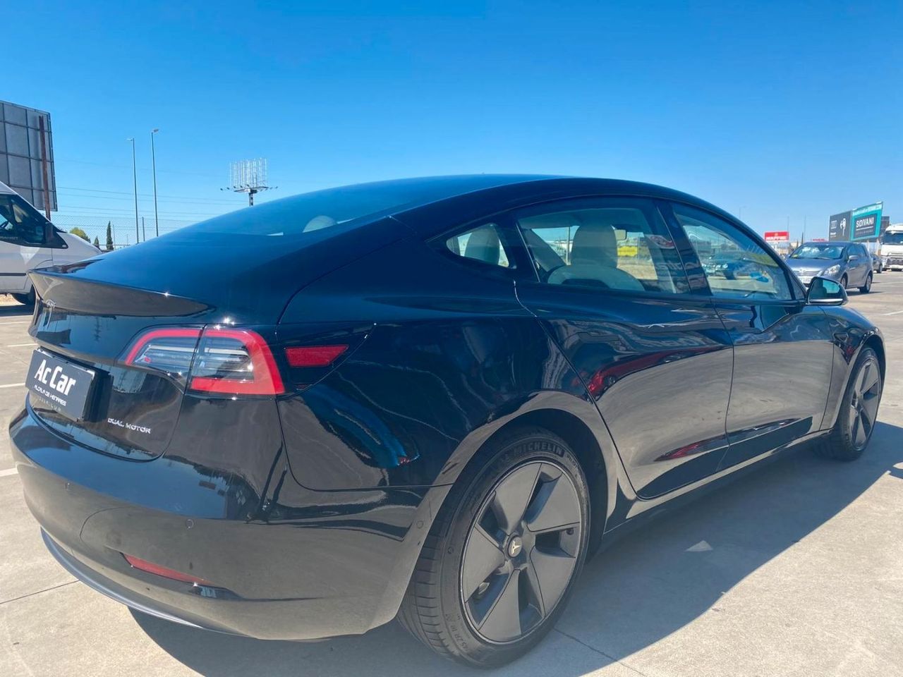 Foto Tesla Model 3 11