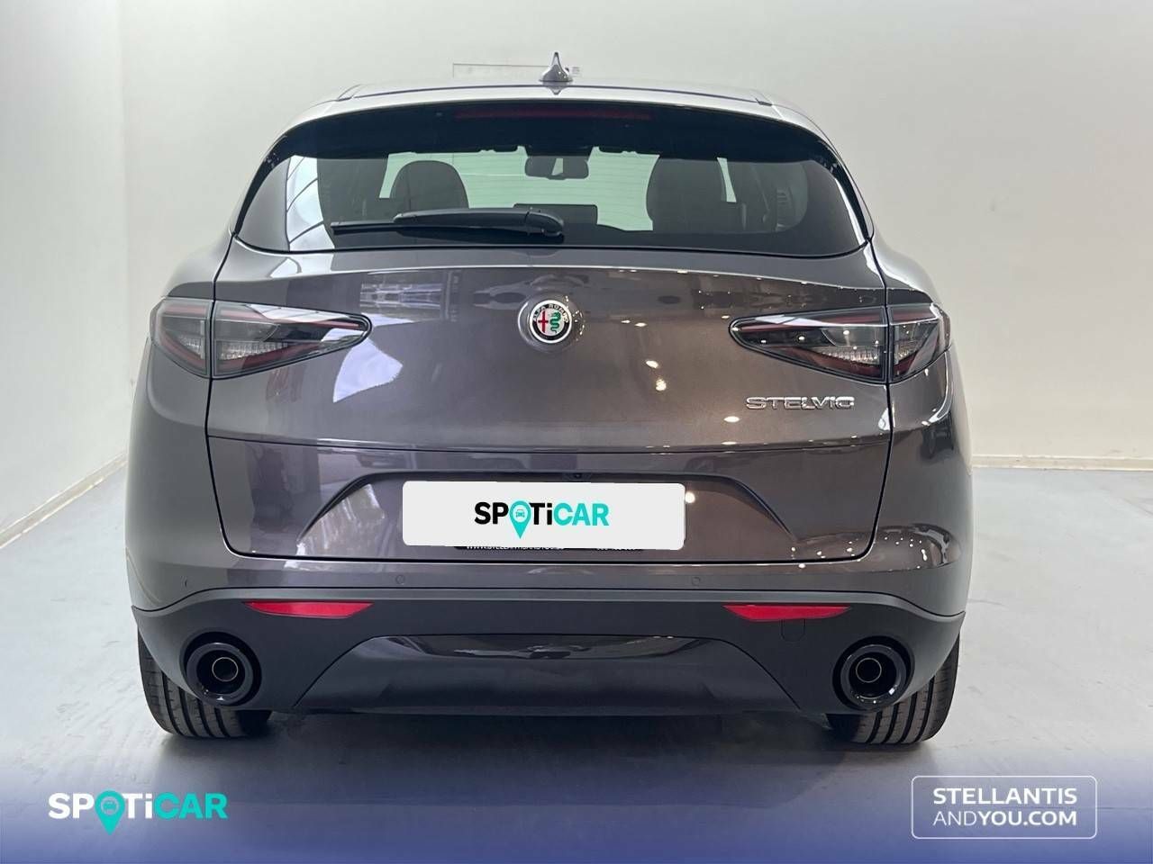 Foto Alfa Romeo Stelvio 5