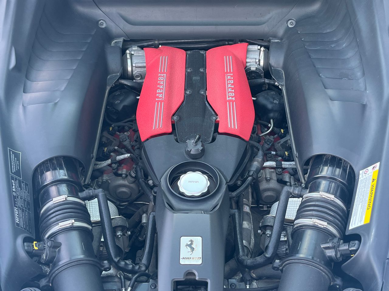 Foto Ferrari 488 43