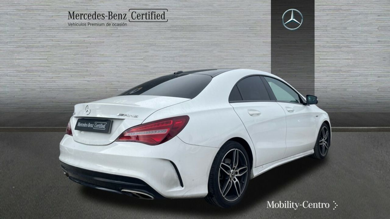 Foto Mercedes-Benz Clase CLA 2