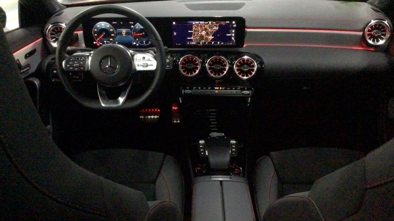 Foto Mercedes-Benz Clase CLA 8