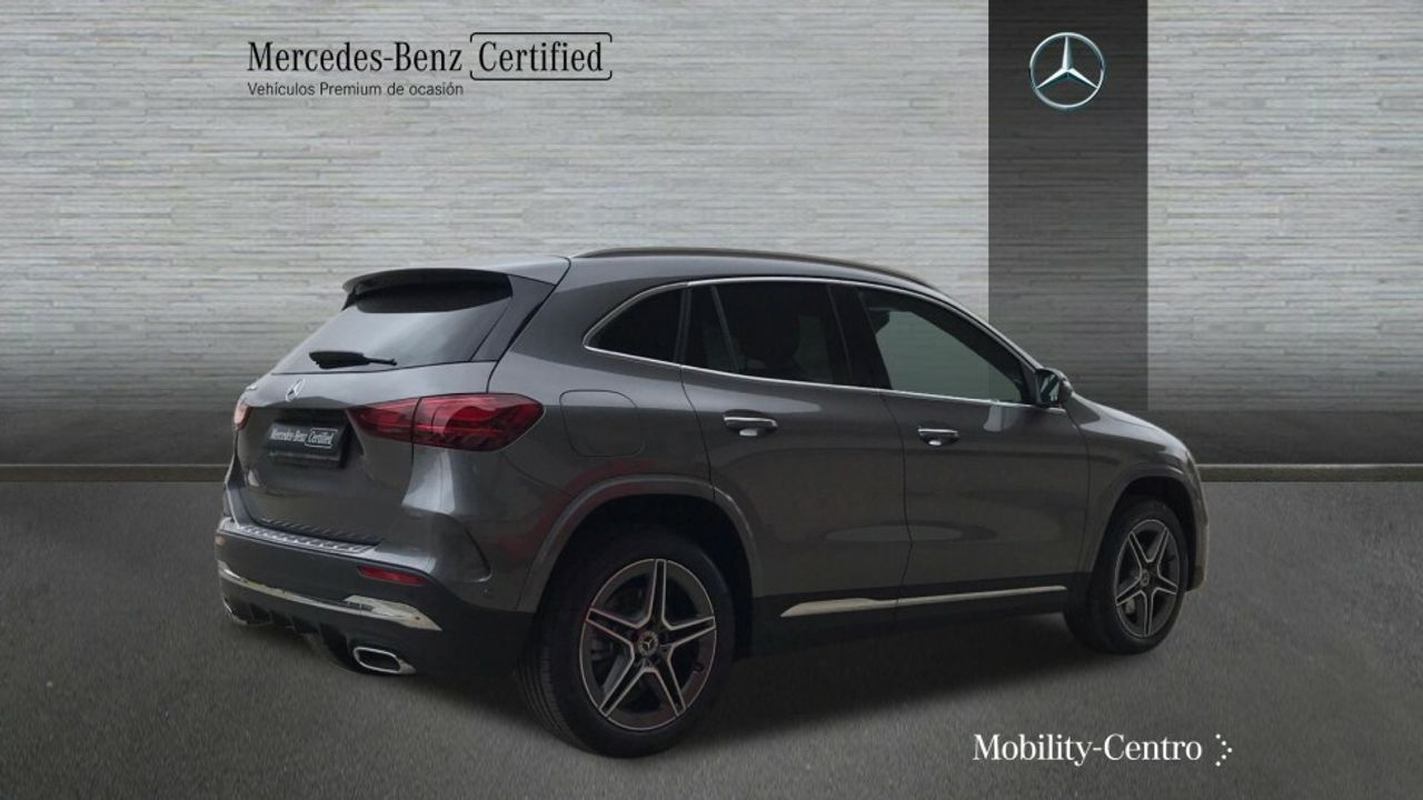 Foto Mercedes-Benz Clase GLA 2