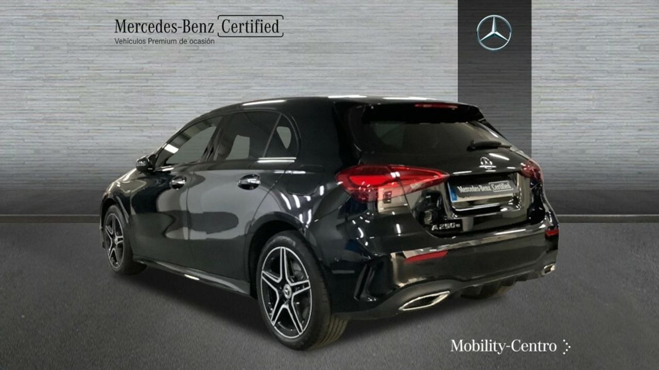 Foto Mercedes-Benz Clase A 4