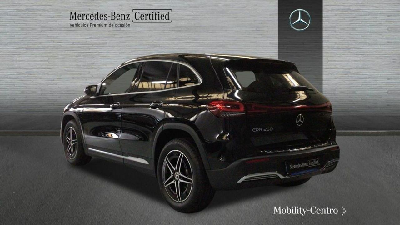 Foto Mercedes-Benz EQA 4