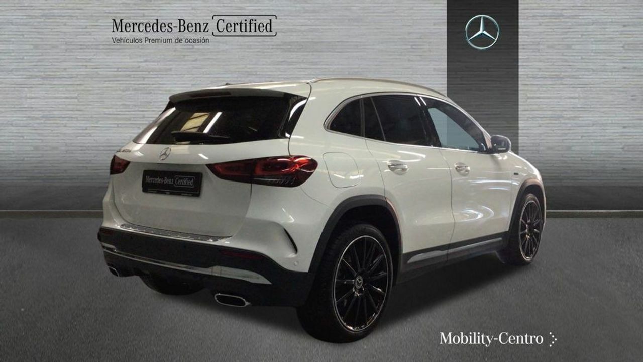 Foto Mercedes-Benz Clase GLA 2