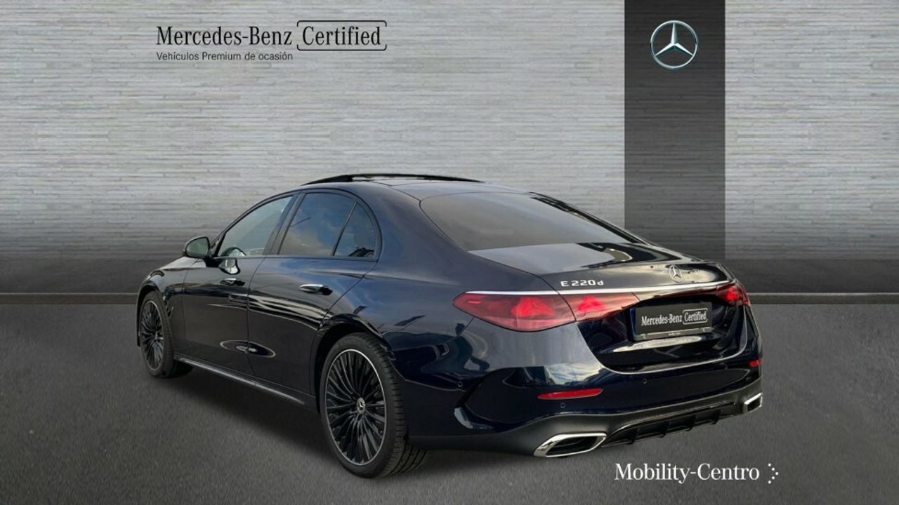 Foto Mercedes-Benz Clase E 4