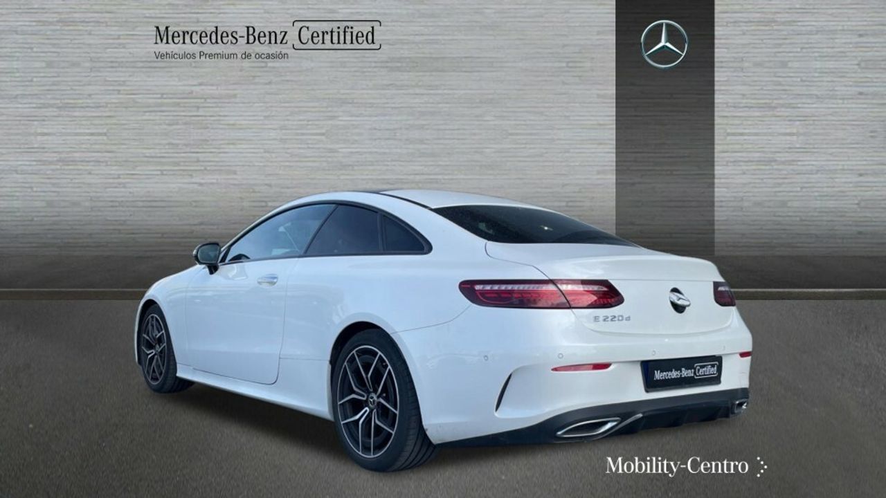 Foto Mercedes-Benz Clase E 4