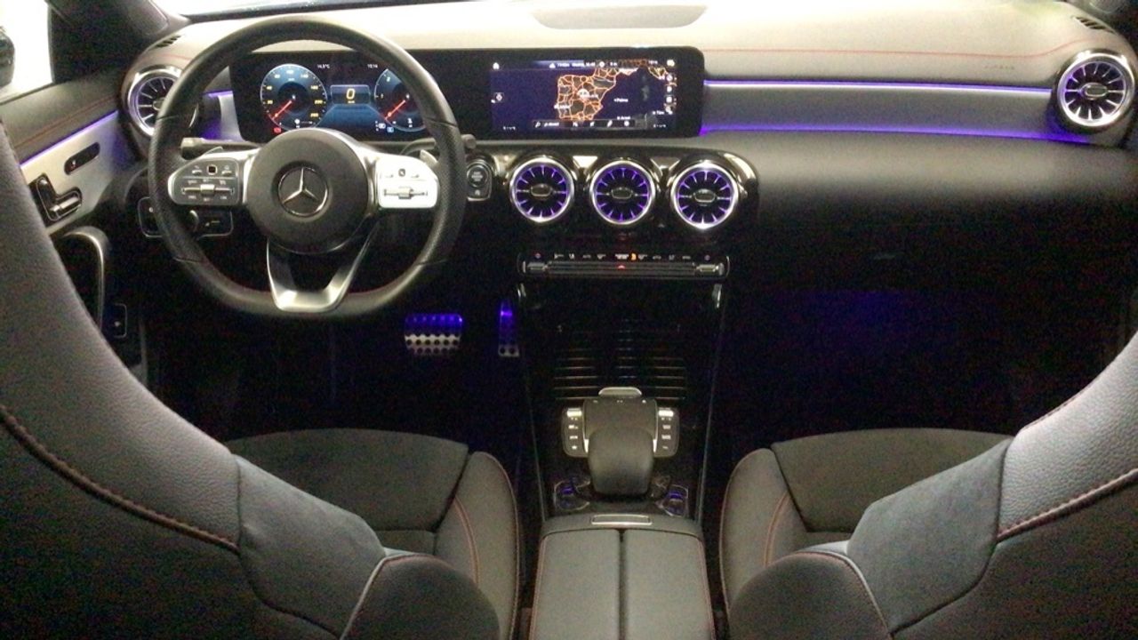 Foto Mercedes-Benz Clase CLA 8