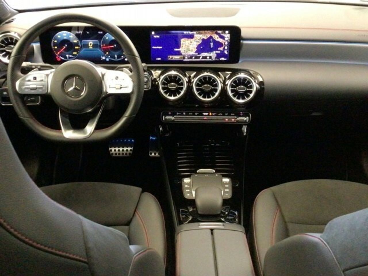 Foto Mercedes-Benz Clase CLA 9