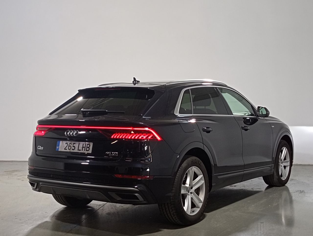 Foto Audi Q8 22