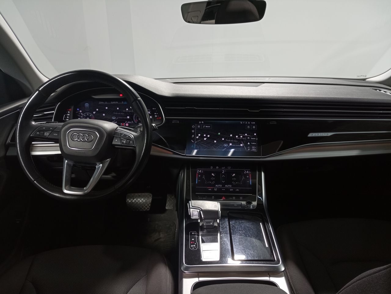 Foto Audi Q8 6