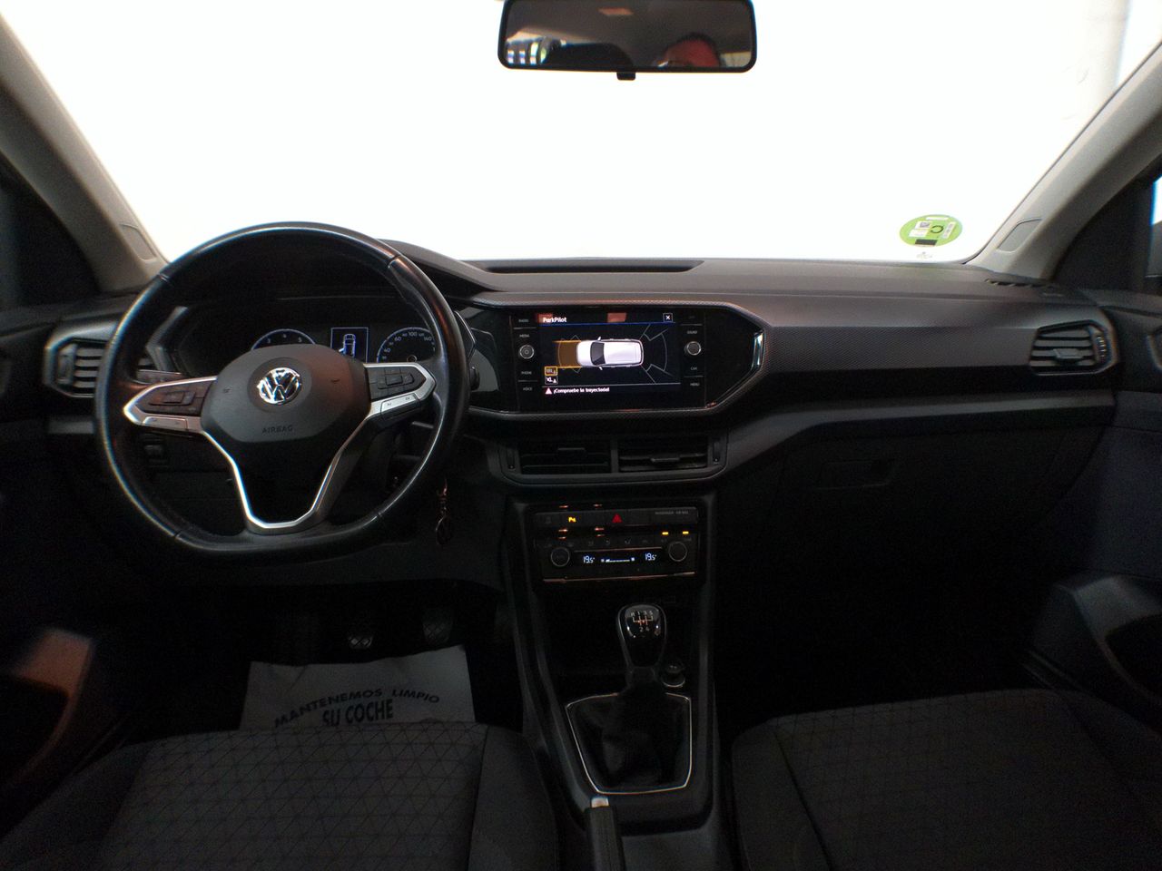 Foto Volkswagen T-Cross 6