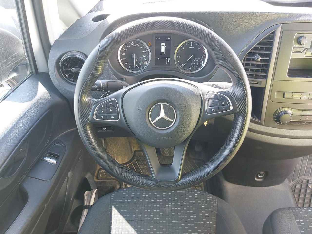 Foto Mercedes-Benz Vito 4