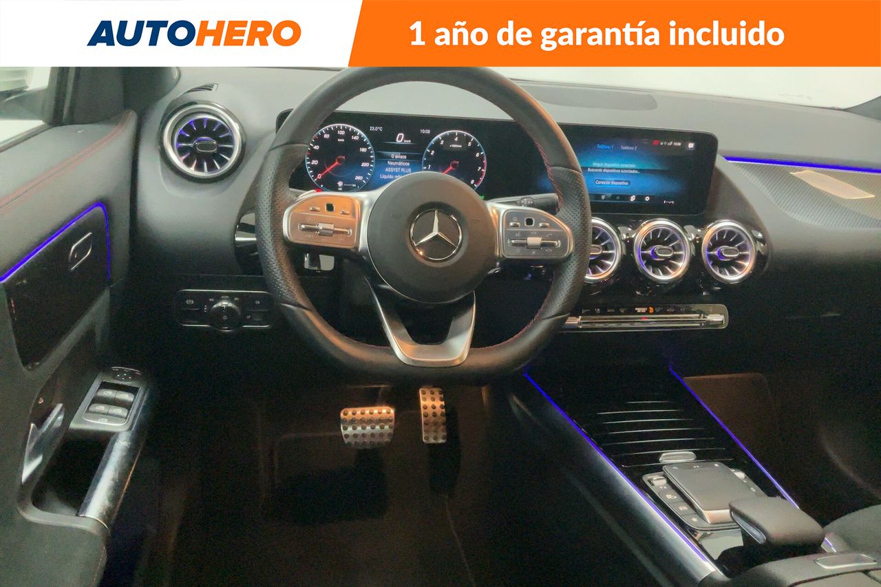 Foto Mercedes-Benz Clase GLA 13