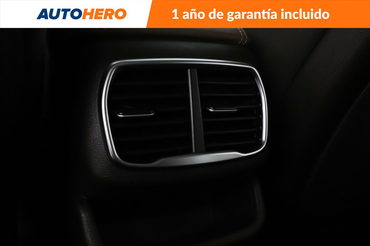 Foto Hyundai Santa Fe 27