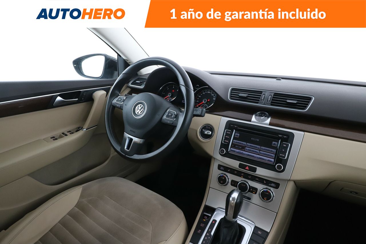 Foto Volkswagen Passat 13