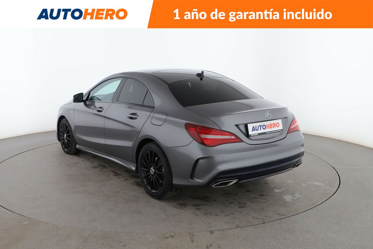 Foto Mercedes-Benz Clase CLA 3