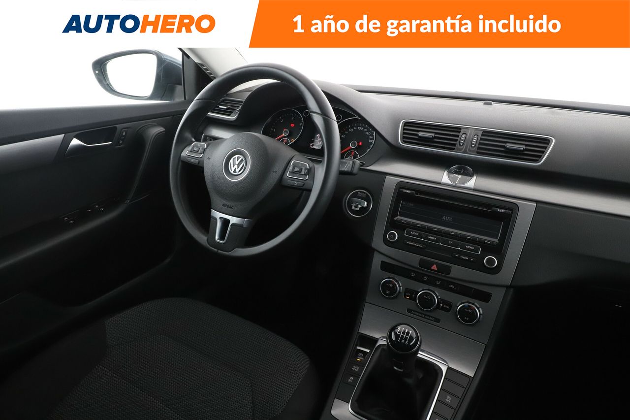 Foto Volkswagen Passat 12