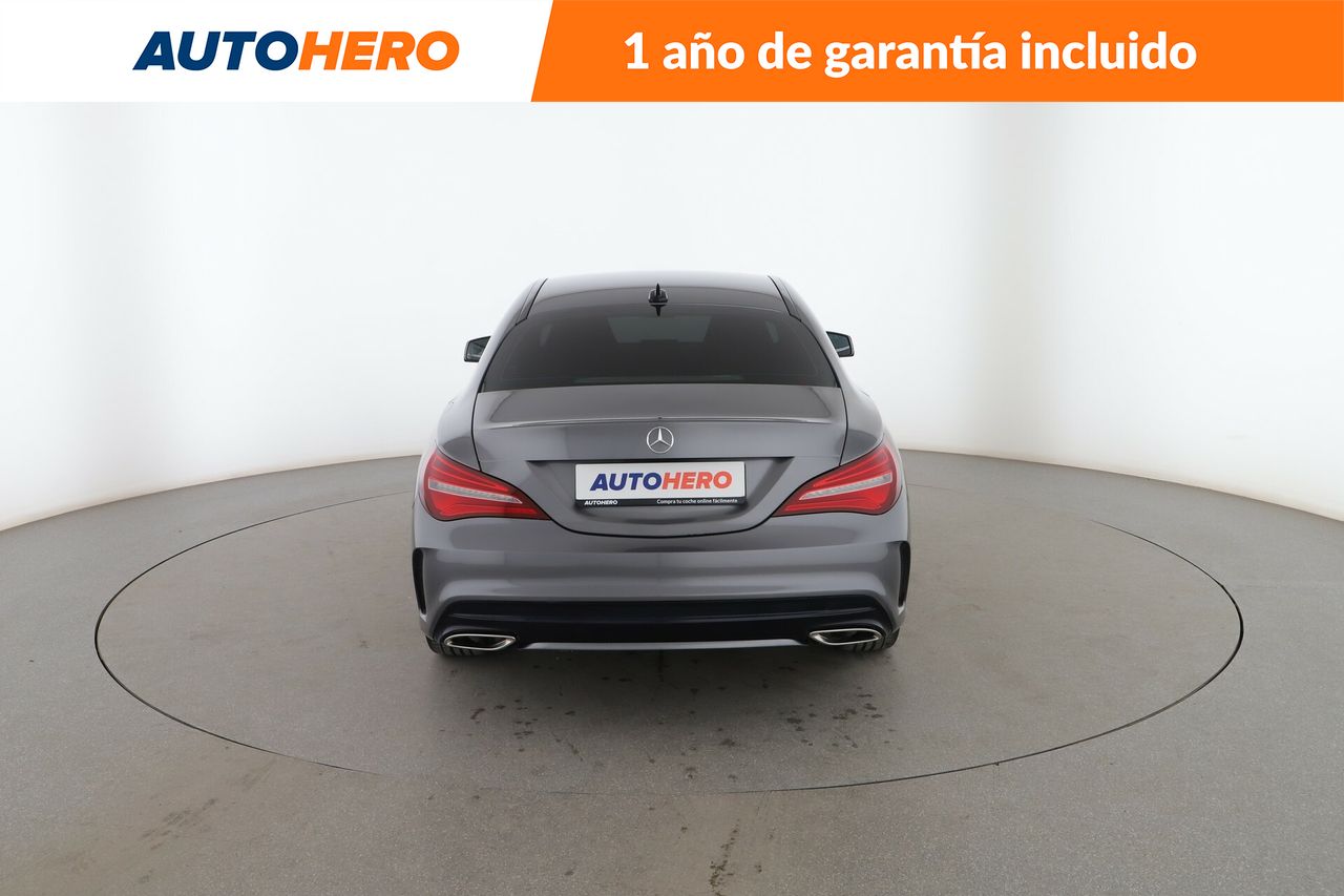 Foto Mercedes-Benz Clase CLA 4