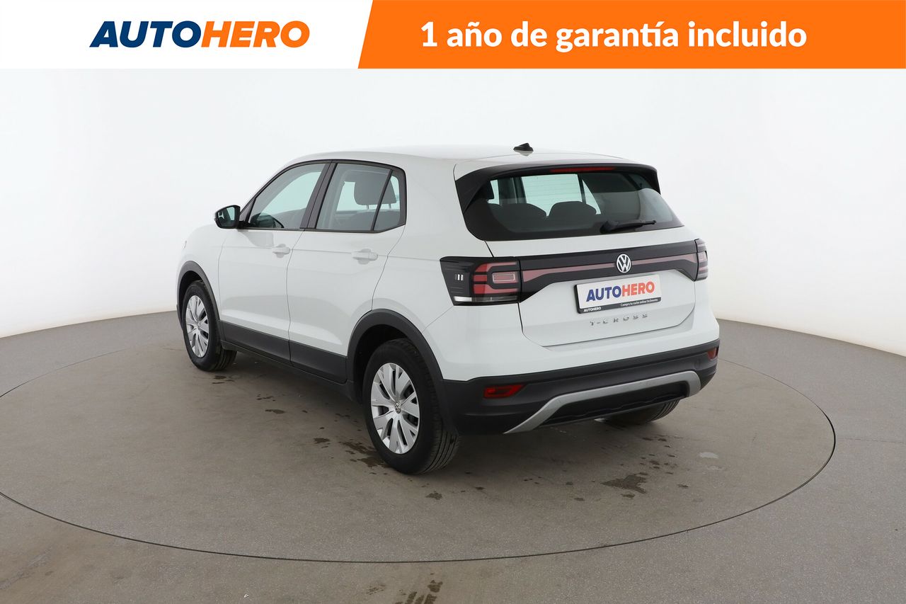 Foto Volkswagen T-Cross 4