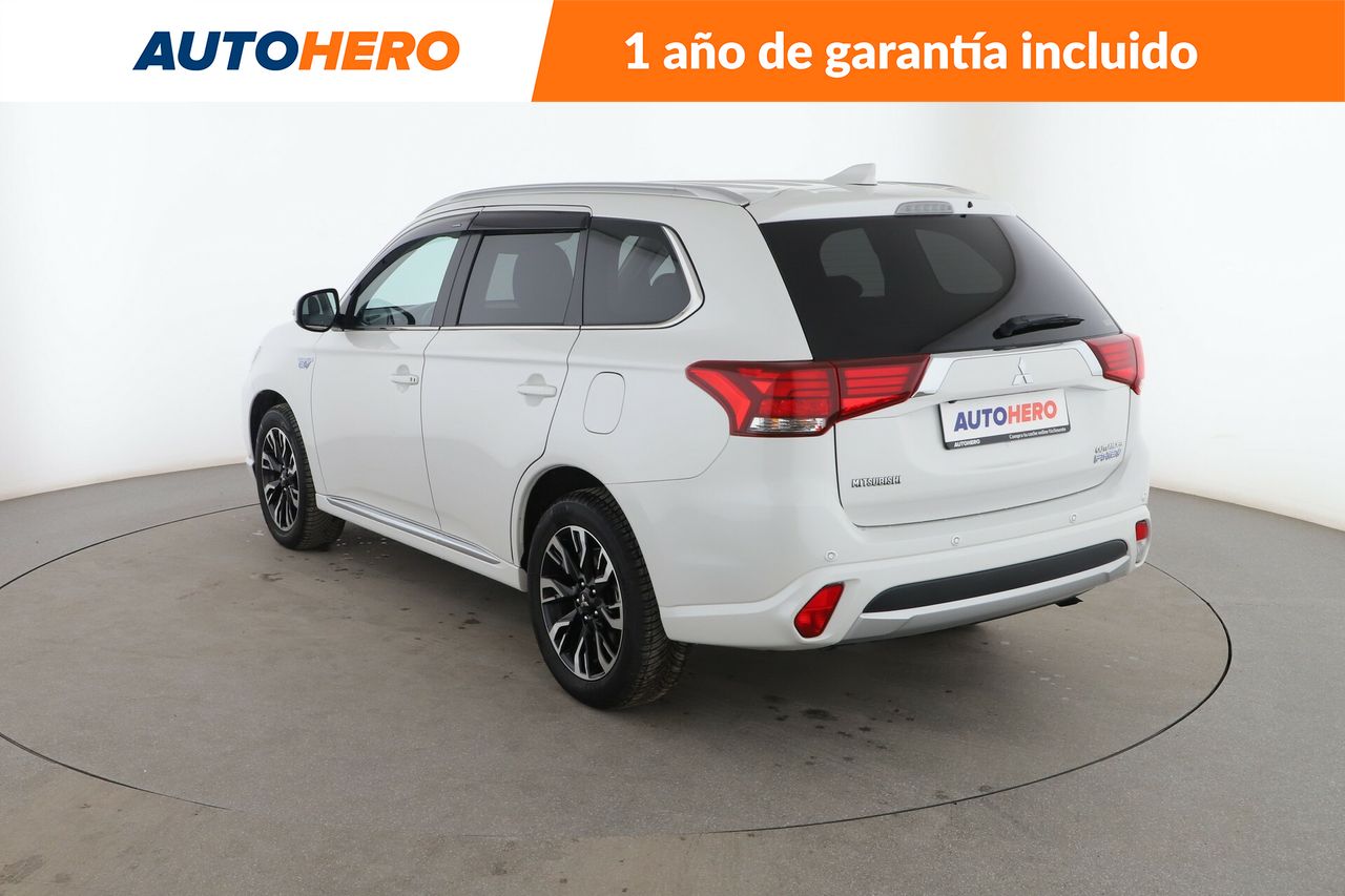 Foto Mitsubishi Outlander 4