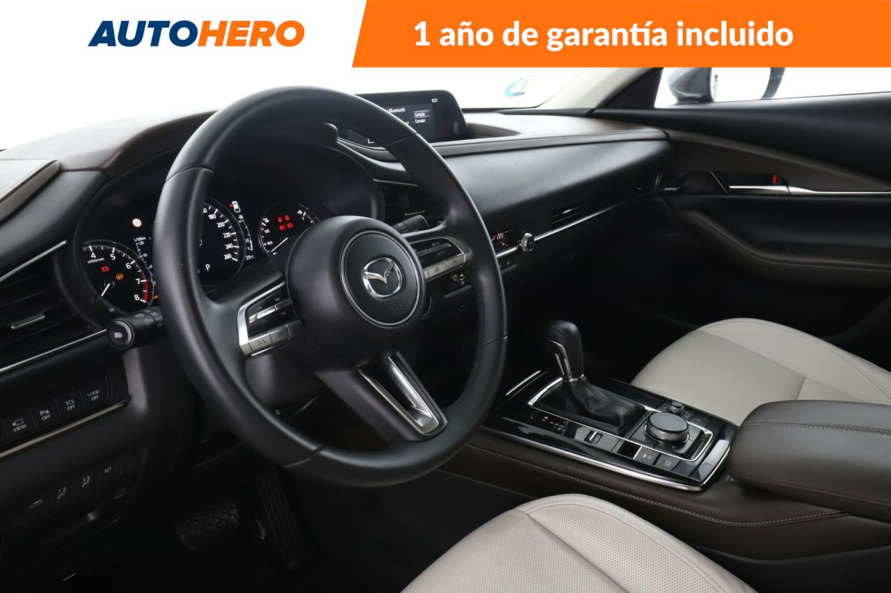 Foto Mazda CX-30 12