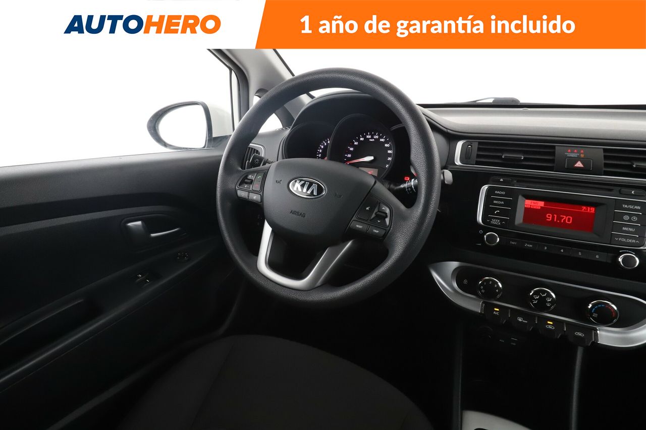 Foto Kia Rio 14