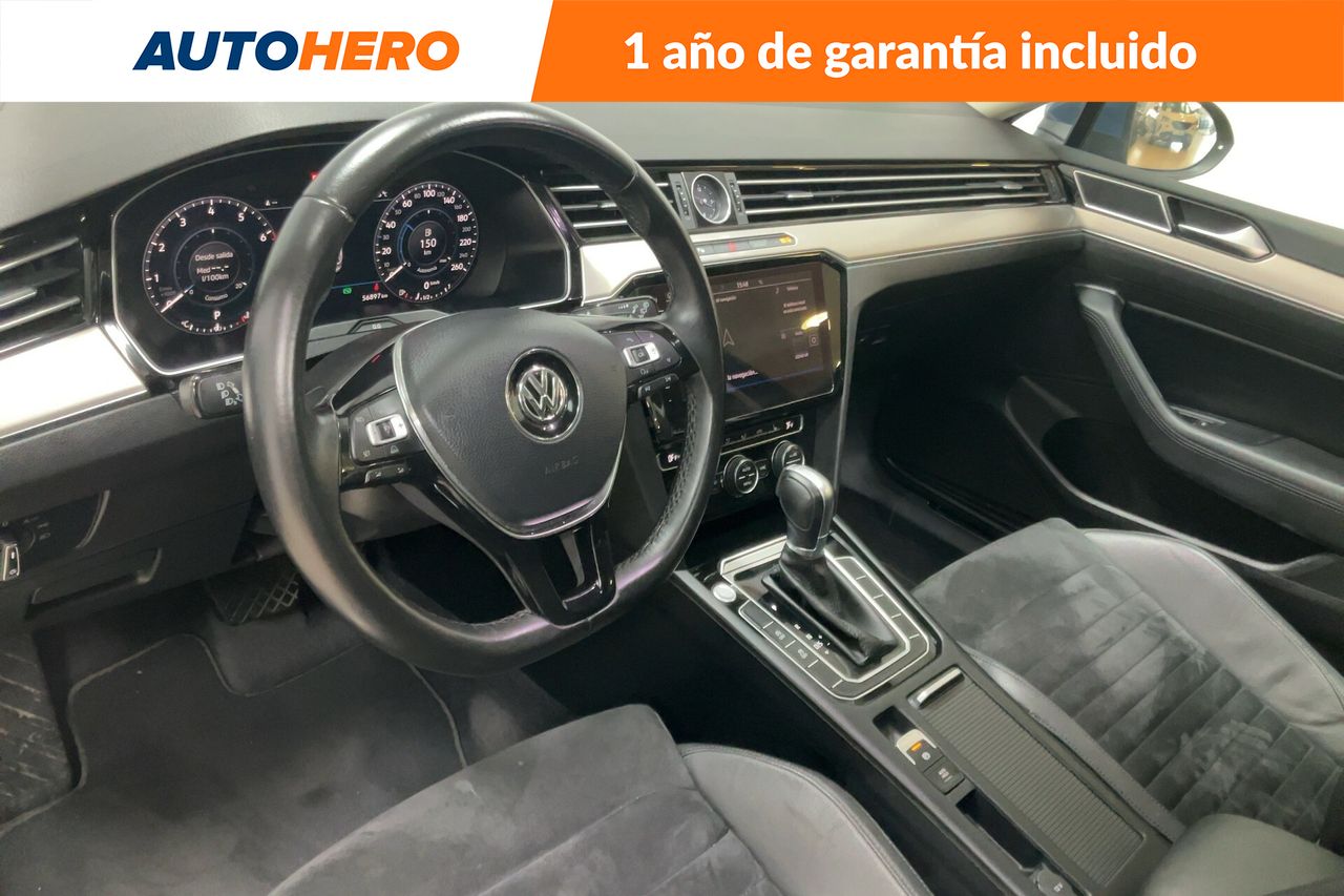 Foto Volkswagen Passat 11