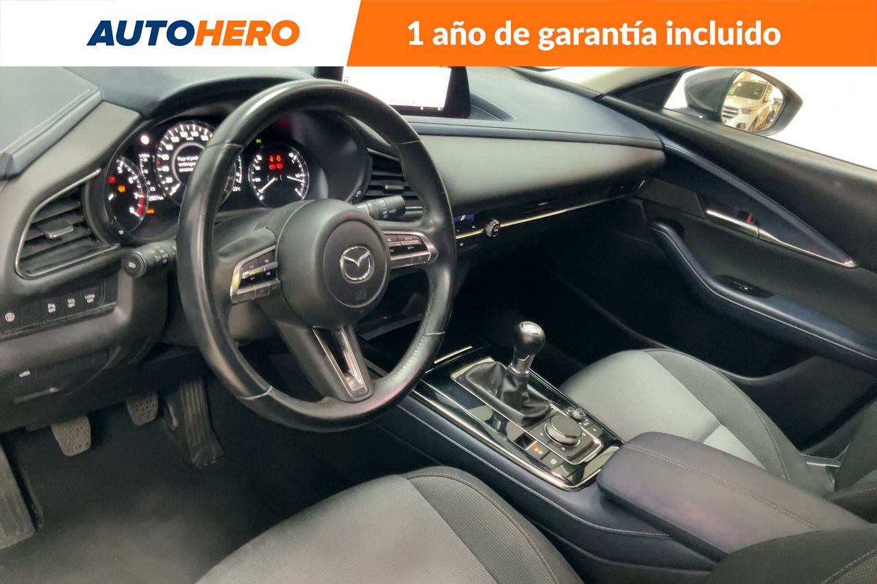 Foto Mazda CX-30 12