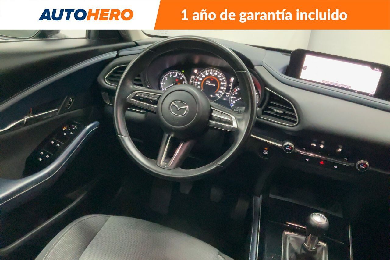 Foto Mazda CX-30 14