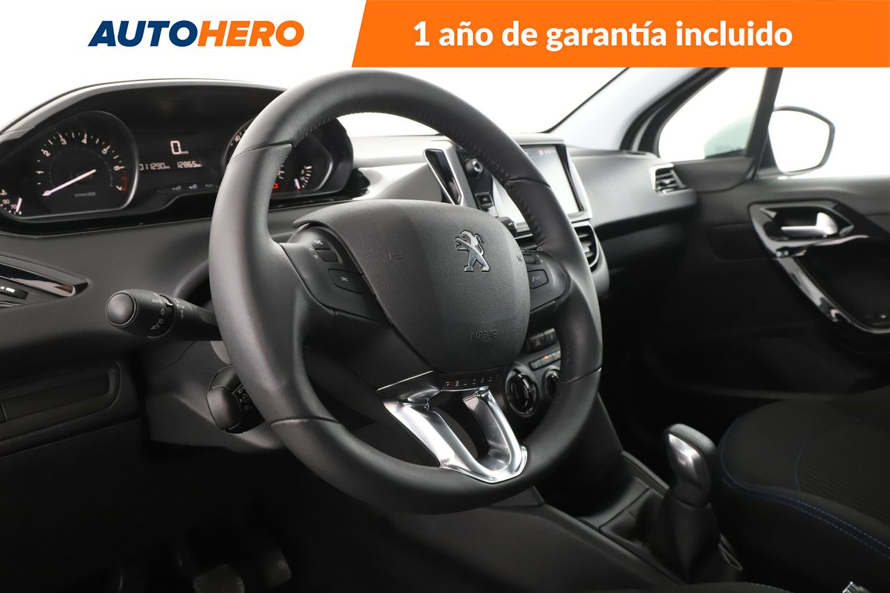 Foto Peugeot 208 12