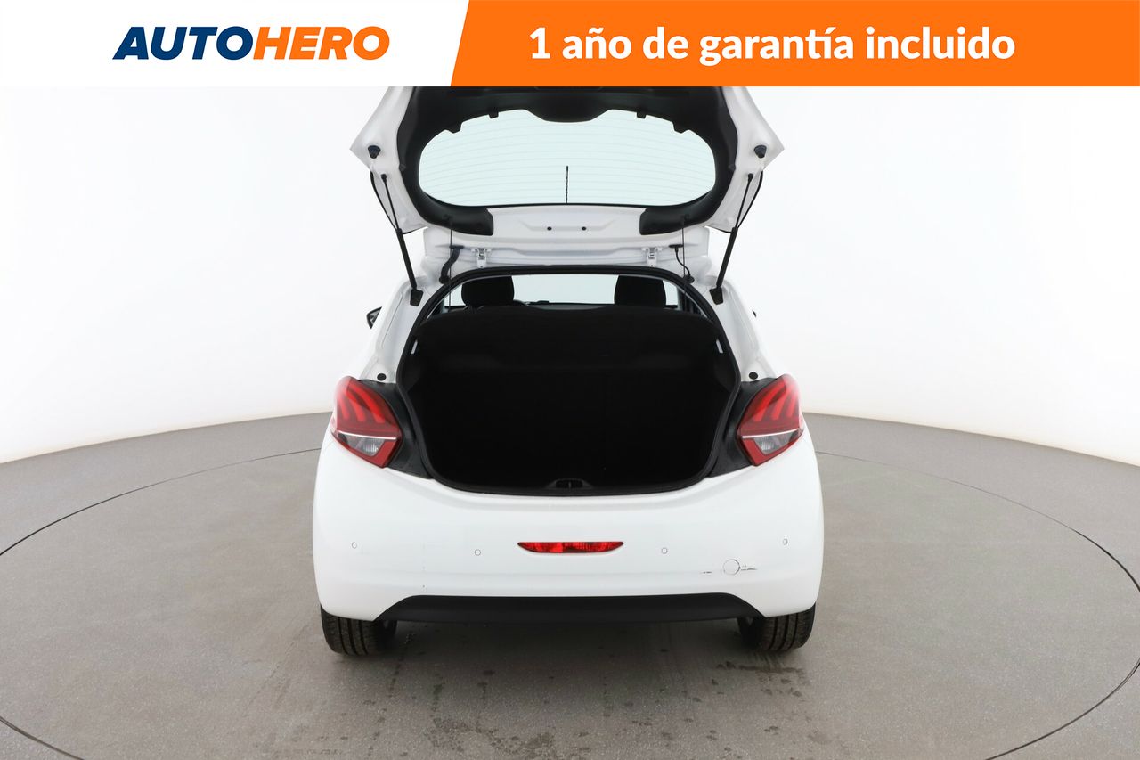 Foto Peugeot 208 17