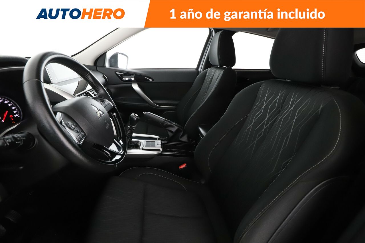 Foto Mitsubishi Eclipse Cross 10