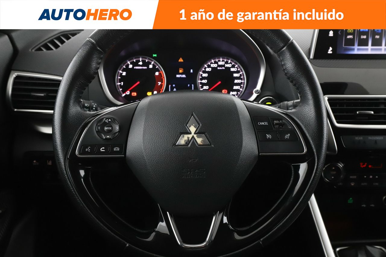 Foto Mitsubishi Eclipse Cross 19