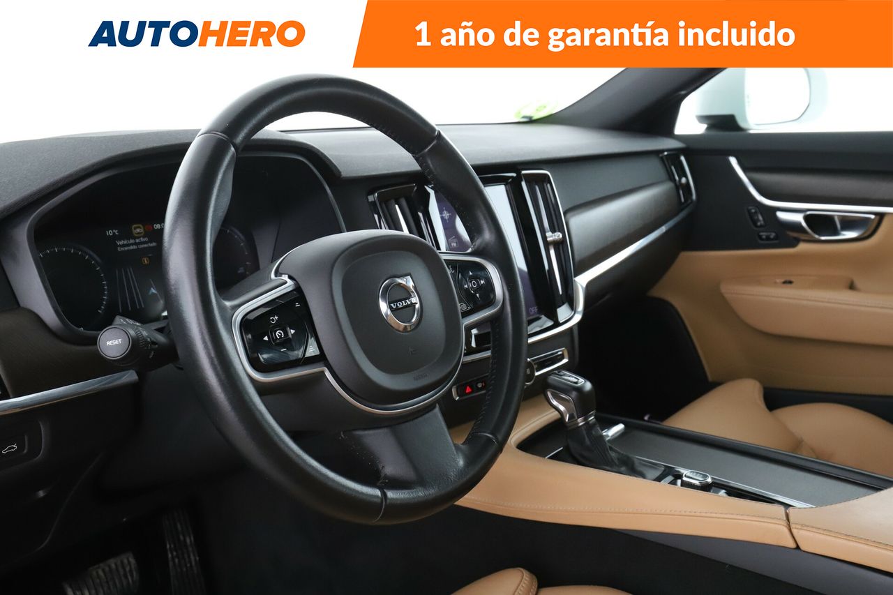 Foto Volvo V90 Cross Country 11